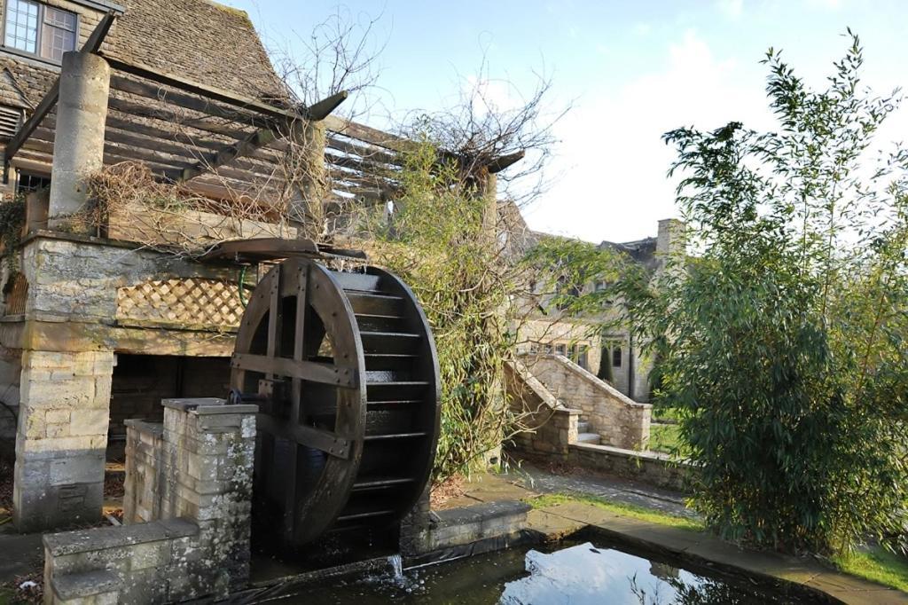 The Frogmill Hotel Shipton  Екстериор снимка