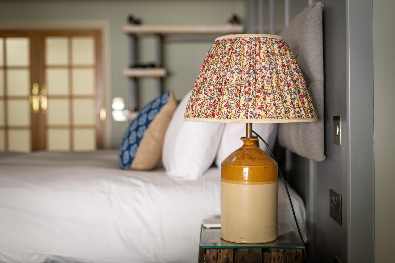 The Frogmill Hotel Shipton  Екстериор снимка