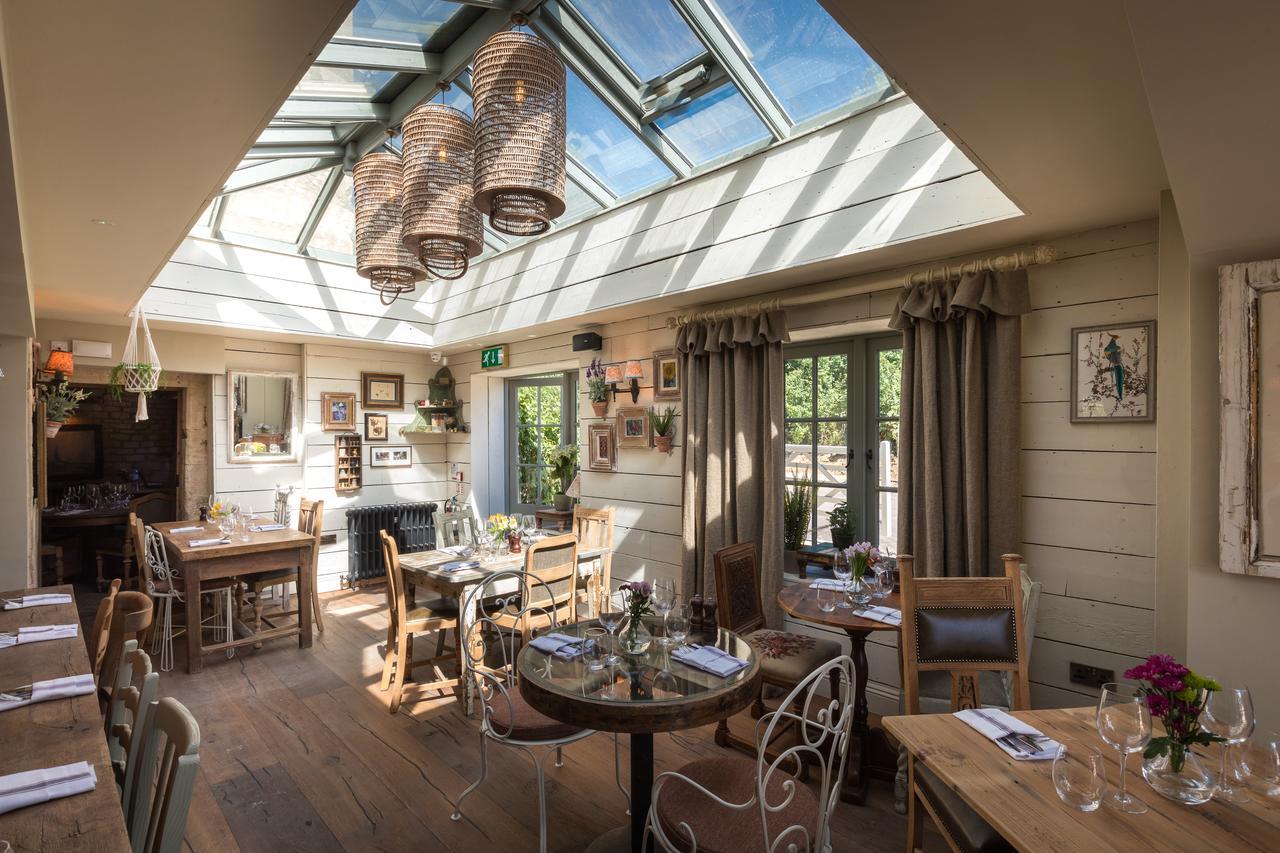 The Frogmill Hotel Shipton  Екстериор снимка